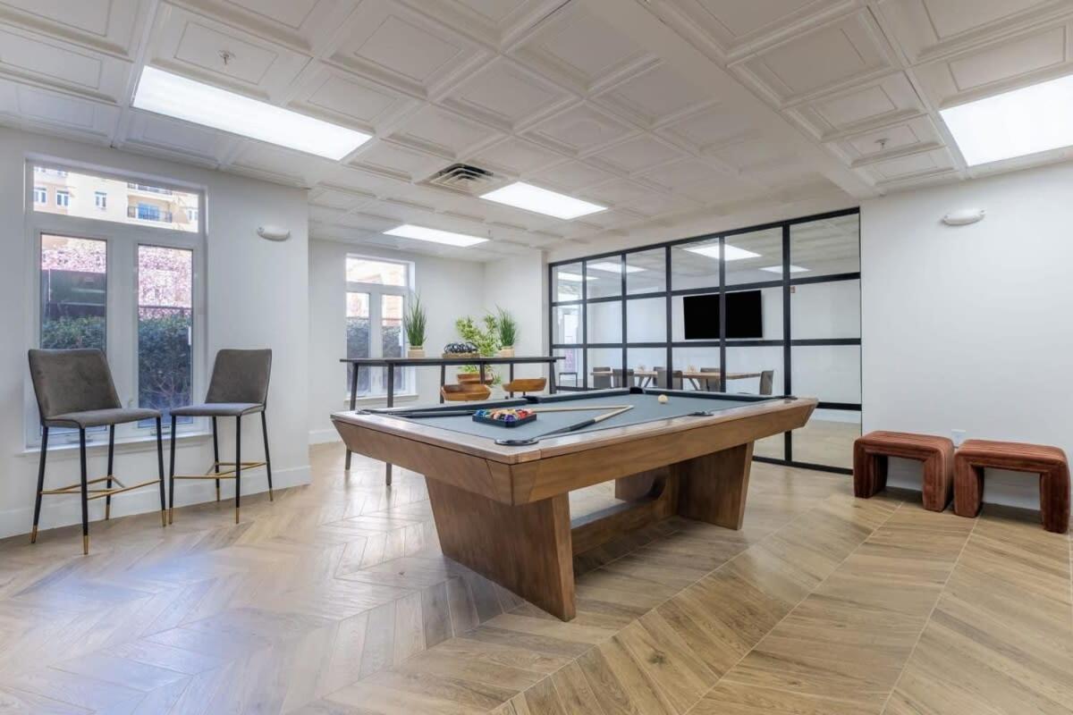 4B 3Ba Premium Family Apartment With Gym Шарлотт Экстерьер фото